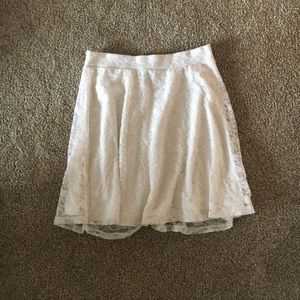 h&m cream lace skirt
